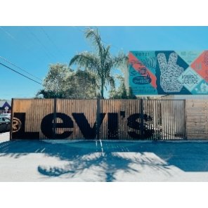 Levis Haus - il pop-up di Levis inaugurato per la Art Basel Miami