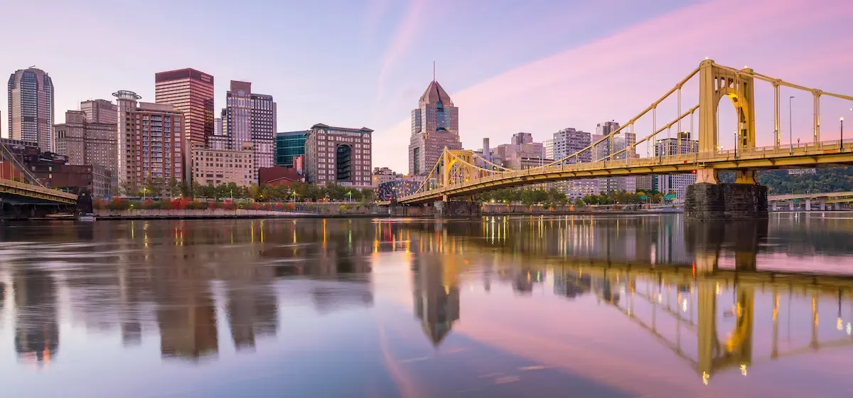 Uffici per sedi aziende nella città di Pittsburgh, Stati Uniti