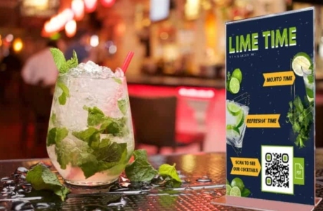 Come cambiano le abitudini di consumo al bar in America via i menù cartacei rimangono i menù digitali