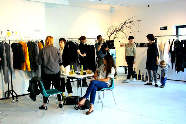 Consulenza per vendere abbigliamento moda negli Stati Uniti d'America.  Ricerca rappresentanti moda abbigliamento Stati Uniti.